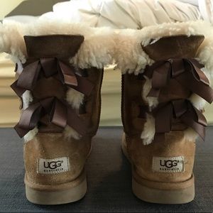 Bow uggs